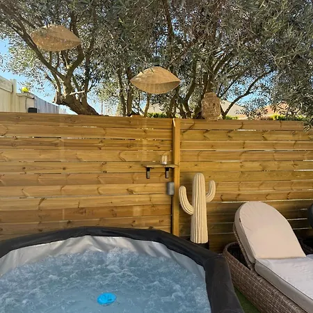 La De L'olivier - Cosy Avec Jacuzzi & Cinema
